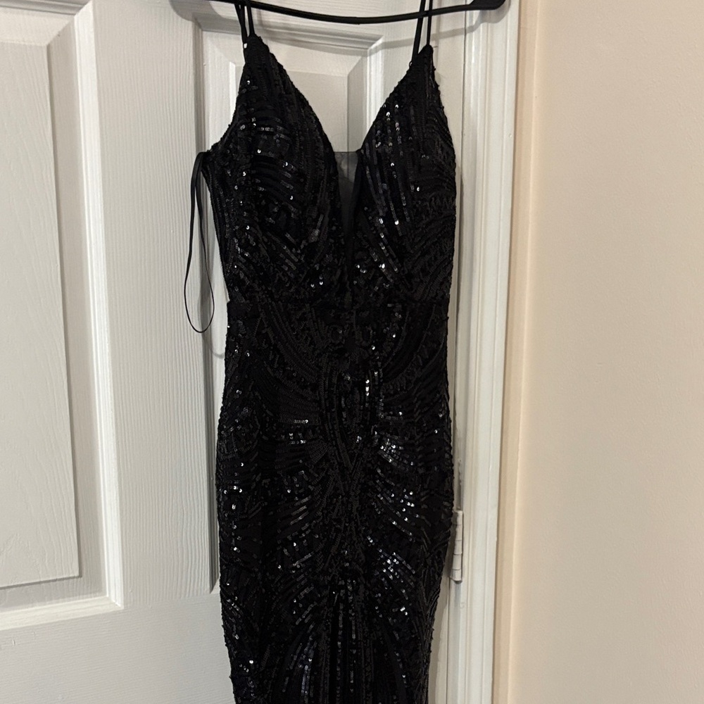 Windsor dress only worn once